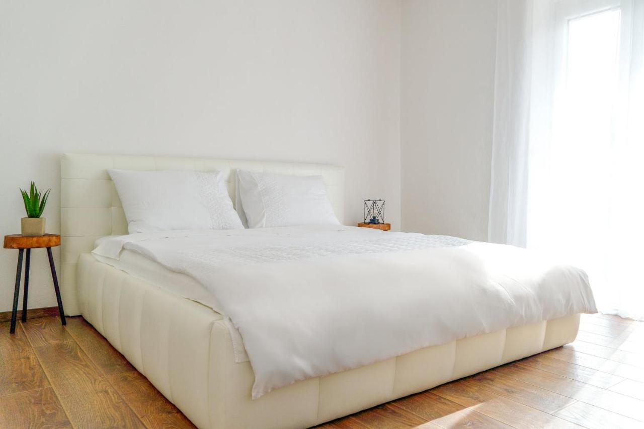 Family Apartment Vitlic Makarska Exterior photo