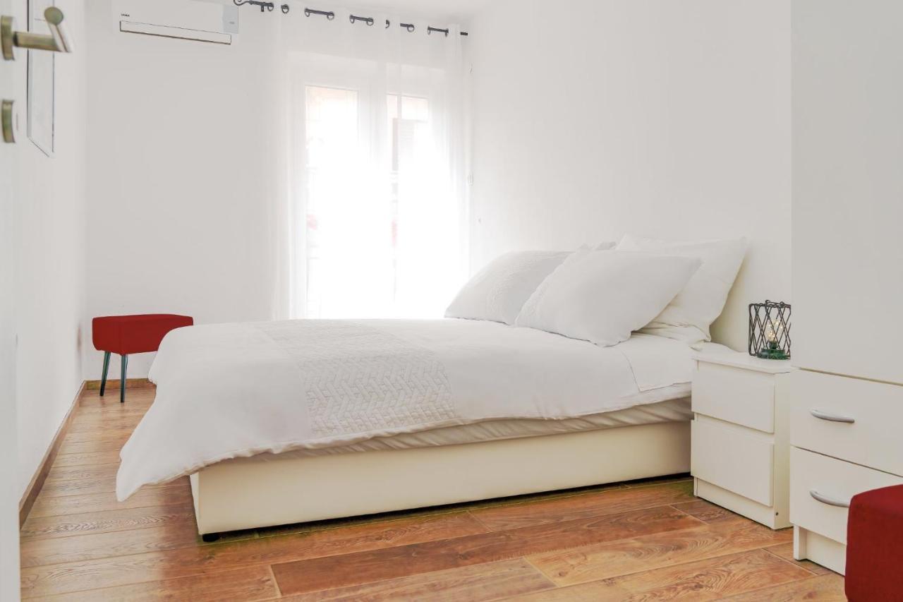 Family Apartment Vitlic Makarska Exterior photo